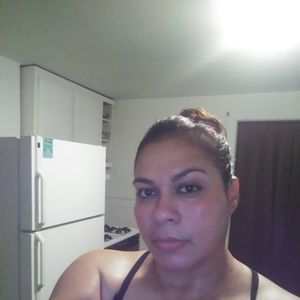 Meet your Posher, Yvette